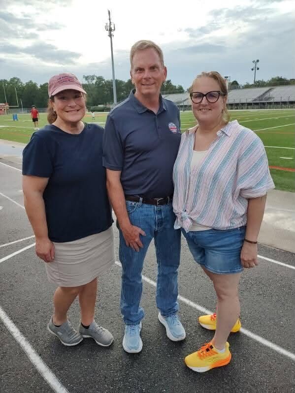 Neighbors meet local representatives